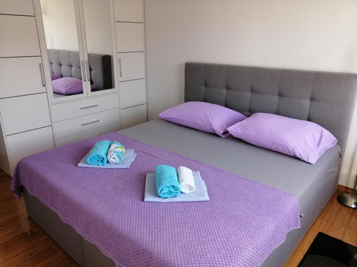 Apartment Mery Trogir Eksteriør bilde